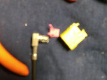 Sorry so blurry.  The sirius antenba can be tajen apart so you can remove it from the porsche radio.