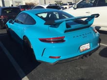 Miami Blue Porsche 991.2 GT3 at Hunt Valley Horsepower in Maryland. 

-Chris Walsh