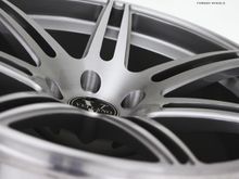 ASTON MARTIN with VELLANO VM10 MONOBLOCK FORGED CONCAVE