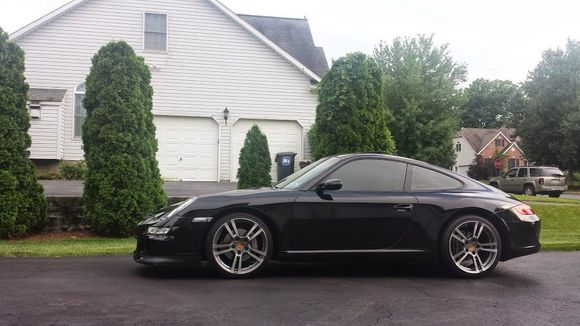 Example of wheels - not my car. 