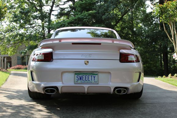 Looks like the same Vorsteiner bumper as Ynot's