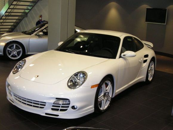 WhiteTurbo016