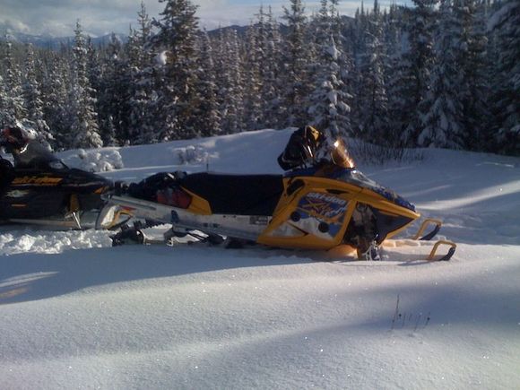 800 Summit XRS   

Winter doesn't have to suck
