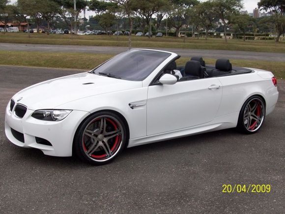 M3 with NUTEK 505 20x9.0 front and 20x10.5 rear, finished in Ceramic platinum, charcoal, with ceramic red flange accent and chrome outers, matte black powder coated inners. www.nutekwheels.com