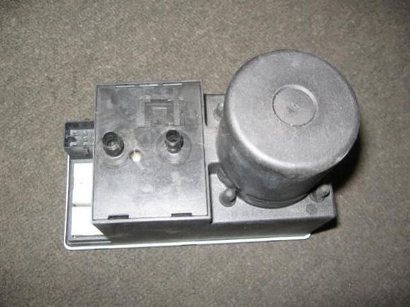 door pump