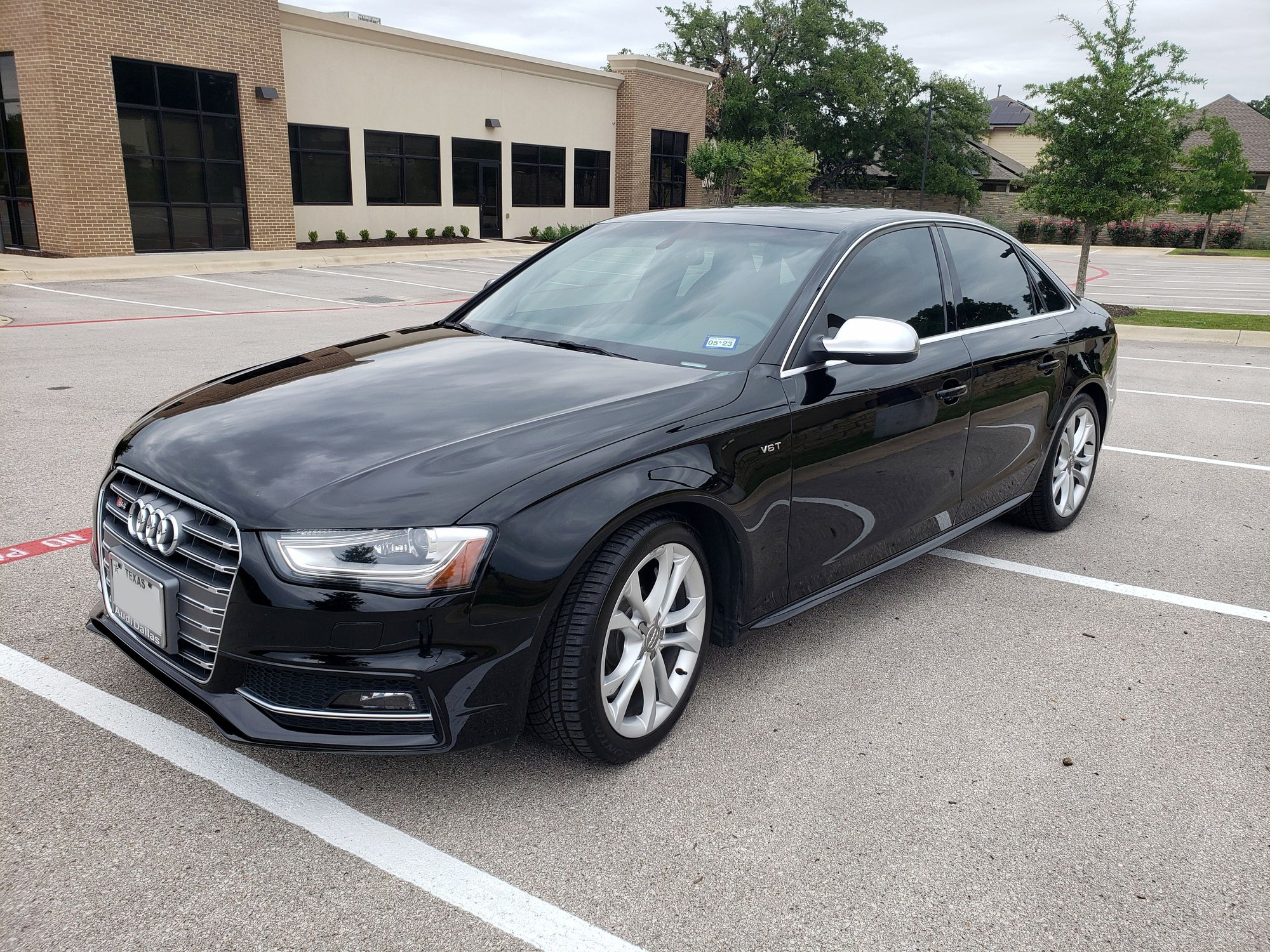 2013 Audi S4 - 2013 S4 Prestige superbly maintained and ready for you to drive away! - Used - VIN WAUKGAFL5DA243800 - 60,000 Miles - 6 cyl - AWD - Automatic - Sedan - Black - Round Rock, TX 78681, United States