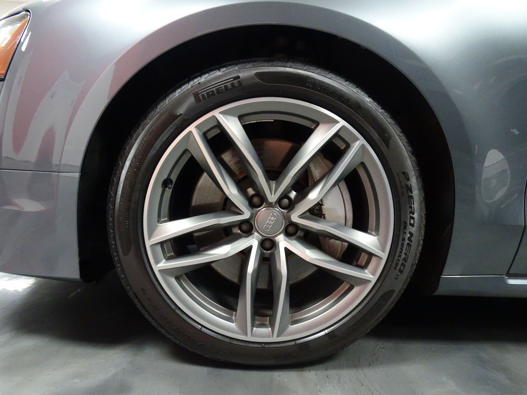 2017 Audi A8 Quattro - 2017 Audi A8 L 3.0T - Used - VIN WAU44AFD0HN001683 - 75,156 Miles - 6 cyl - AWD - Automatic - Sedan - Gray - Waterloo, IA 50701, United States