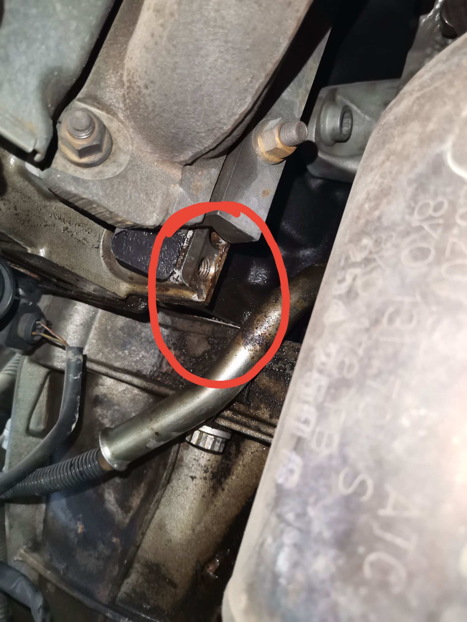 Common Audi 3.2L V6 Oil Leak Causes - vfrwz6w
