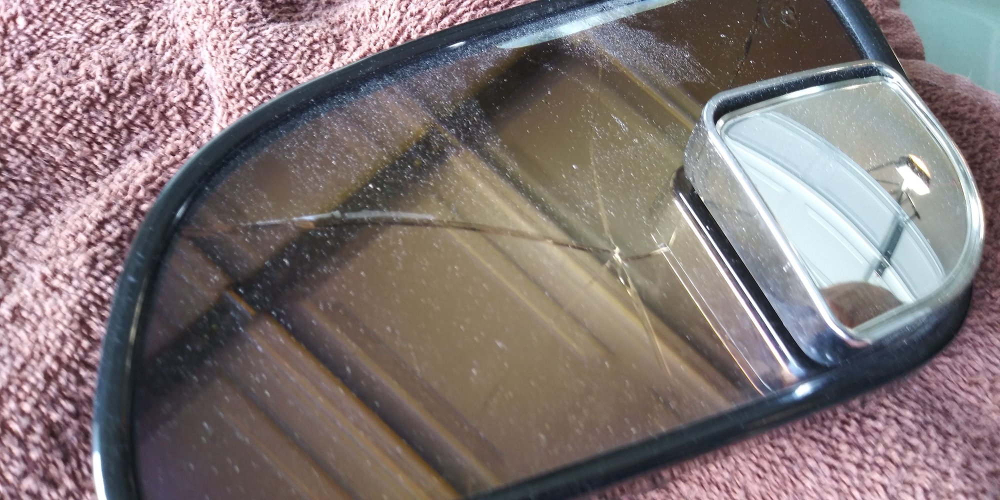 Autodimming/Electrochromic Mirror Repair for Dark Door Rearview Mirror