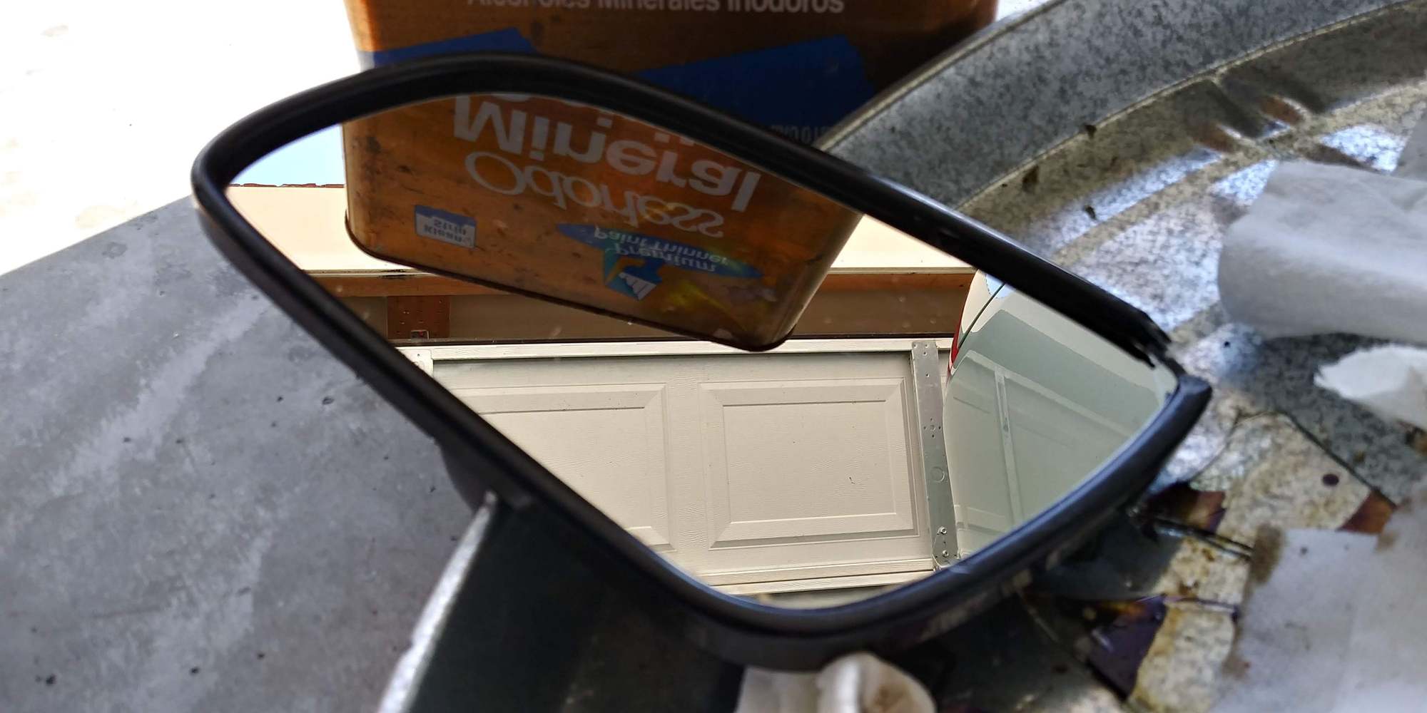 Autodimming/Electrochromic Mirror Repair for Dark Door Rearview Mirror