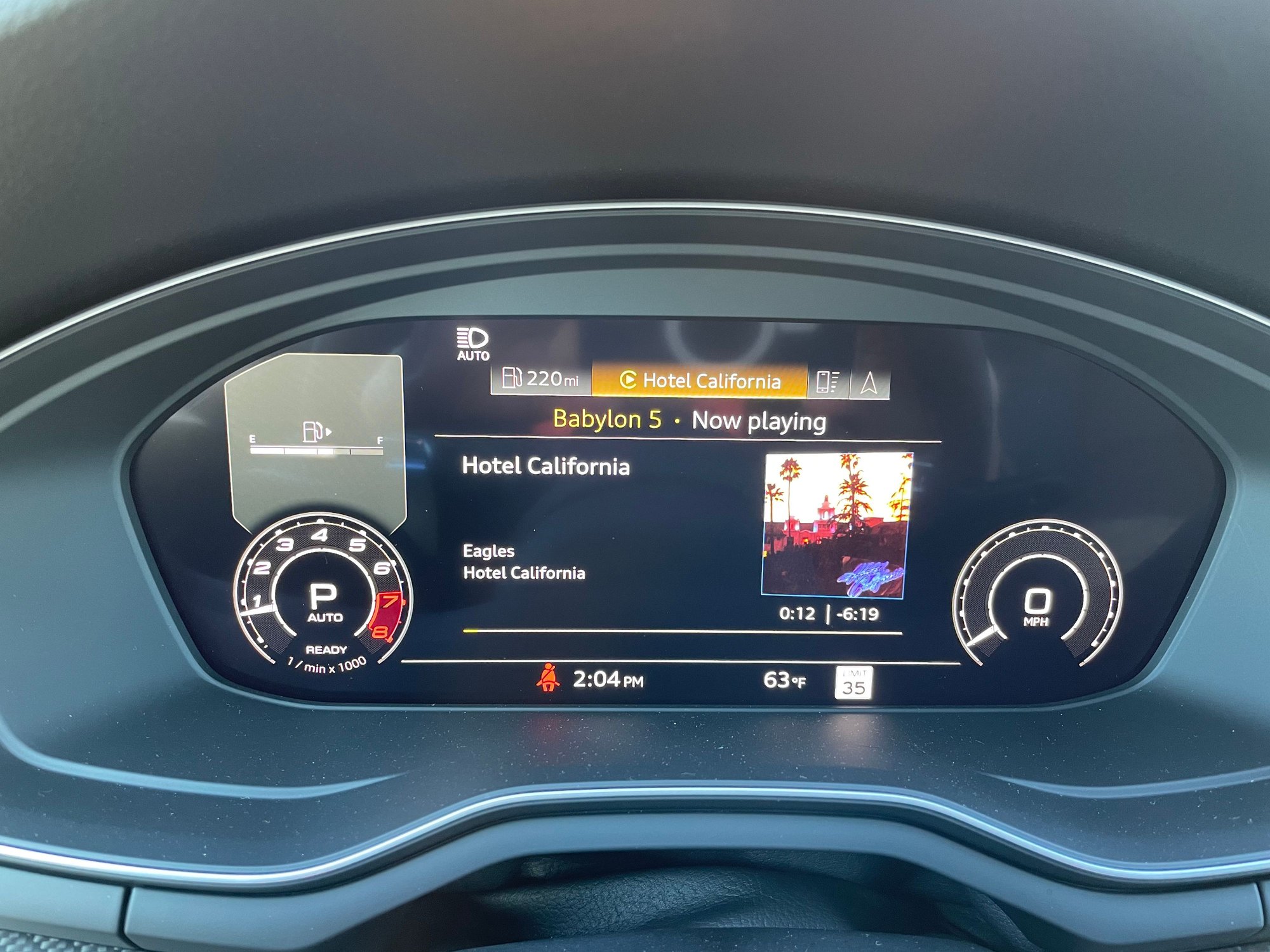 Album Art on virtual cockpit screen while using CarPlay Page 3