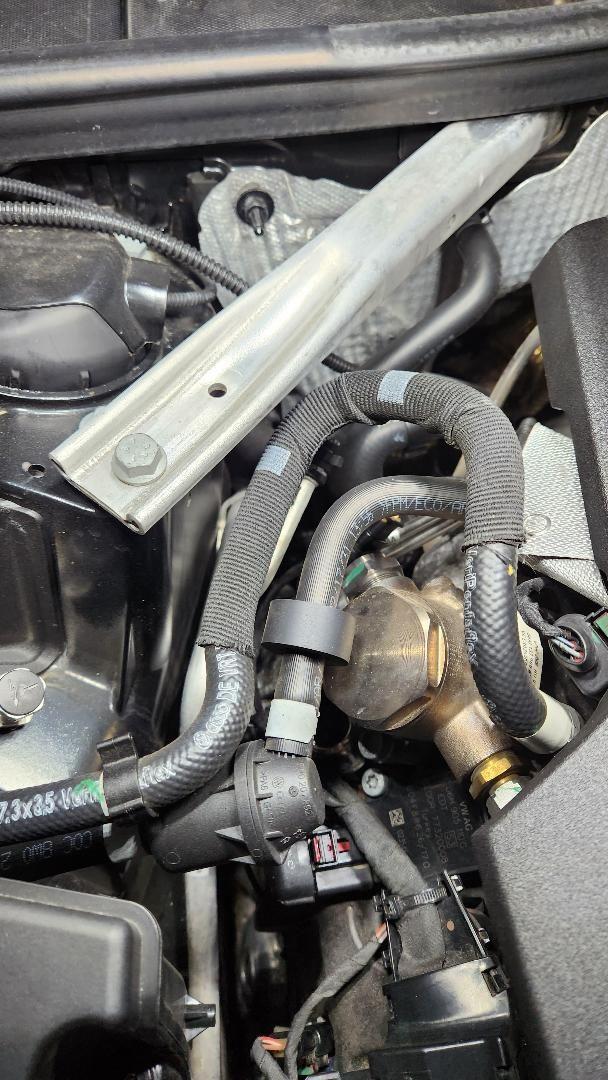 Hose vibration knocking front strut brace AudiWorld Forums