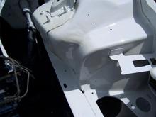 With the engine sold, I preped the towers, sprayed with urethane primer, painted base coat GM white, blue pearl, next, then clear urethane, the pix don't do the color justice in  the sun!!!