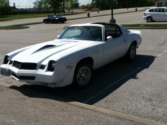 this is before I put the butterfly scoop on it, everything is stock, numbers matching motor, the only things that are after market are the wheels and head unit/speakers