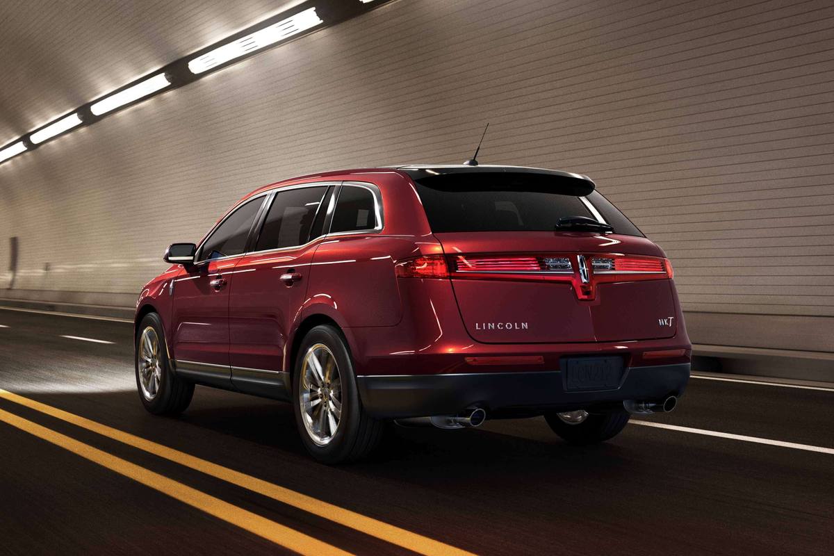 2019 Lincoln MKT Deals, Prices, Incentives & Leases, Overview CarsDirect