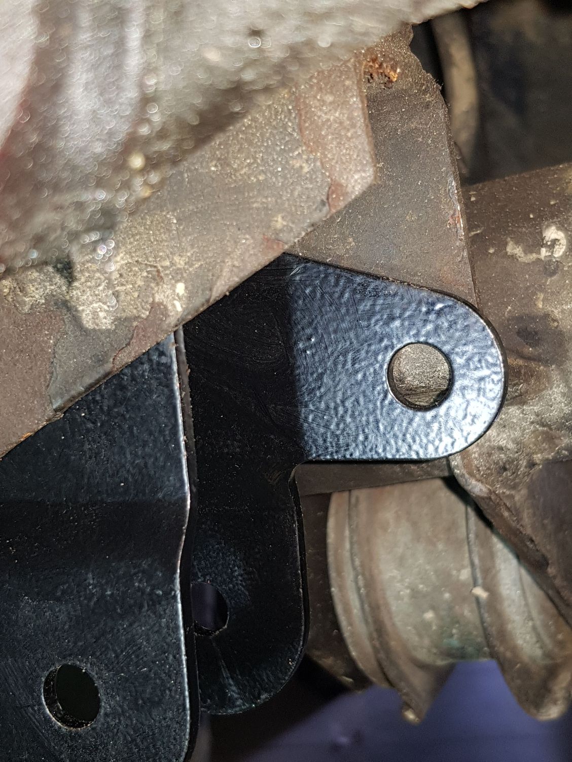 How to install Track bar relocation Bracket? Jeep Cherokee Forum