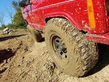 Still no bump stops and no time to cut fenders