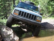 me flexin in a creek