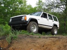 Cain's jeep 3in lift