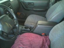Here are the new (used) seats in my cherokee, sweet! so nice to not have a rocking chair drivers seat anymore.