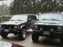 mine is on left... 3in. lift, 31in tires