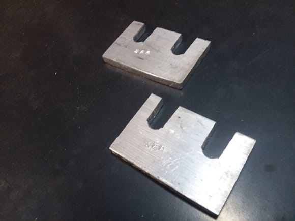 Some 6.5mm caster plates.