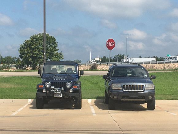 Parked her right next to my dads boss’ Jeep
(Of course I drove her over the curb & thru the grass)