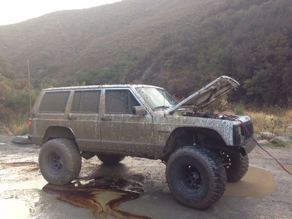 Here's the rig, (that's not my oil thank god)