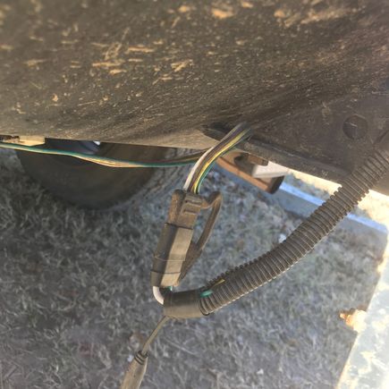 Trailer Plug For License Plate Light.