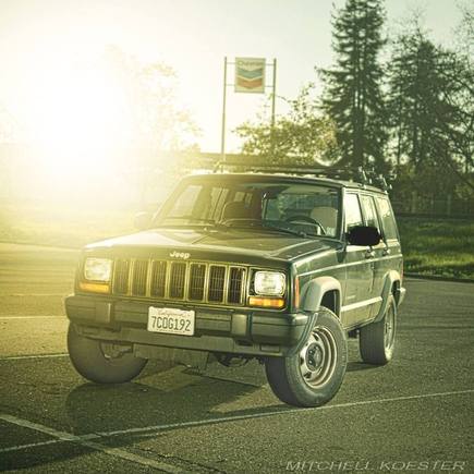 I took this after the Yakima bars were added but while it still had the steel original wheels.