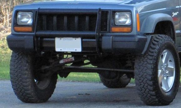 trimmed front bumper. looks a lot better! measured it out, marked it and used a hack saw. happy with the results