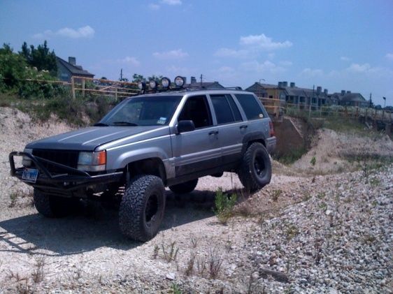 33 x 12.5 BFG AT (3)