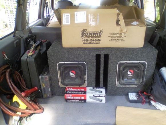 two 8inch l7s in super box