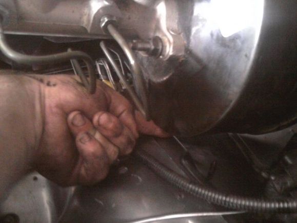 clearance between booster and wheel well