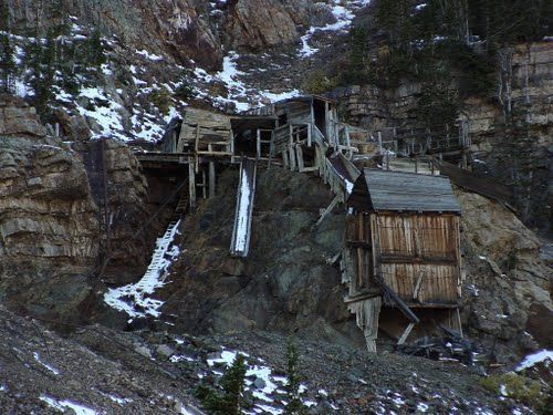 Paris mill shaft house West of Alma Co.