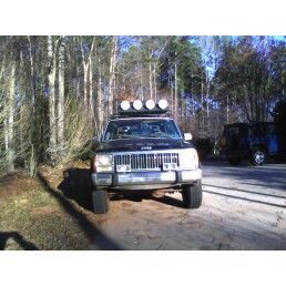 front veiw of jeep with 3 inch