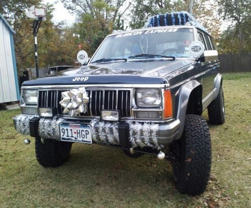 Christmas time! Xj decorations - front.
