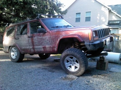 Driveway poseing with 3.5 coils and 2in shackles front and rear sways disconnected.