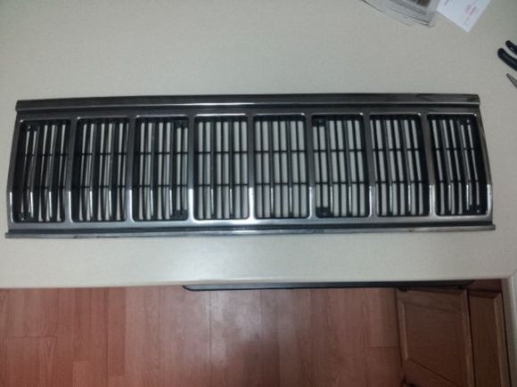 Chrome grille 91