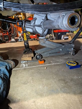 Getting the pinion angle dialed in before tacking on the brackets 
This is a Ford 8.8 out of a 2004 Ford explorer sport trec. It's set up with 4:11 gears and an Eaton TrueTrac! 