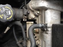Notice, no VVT solenoids 
