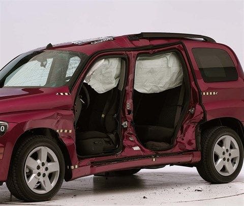 This photo from the IIHS shows the side airbags do go down those A pillars