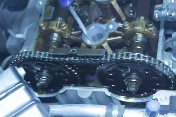 Look for slack between the cam gears