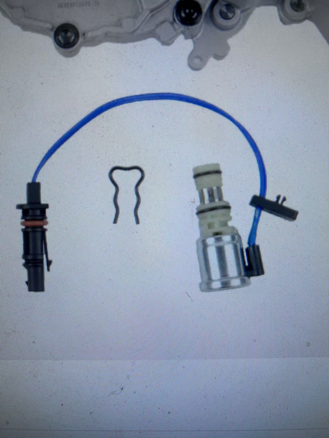 I think I may have had the terminology backwards. The piece I’m looking for is what appears to come out of the block? Looks more like I would me looking for a male connector 