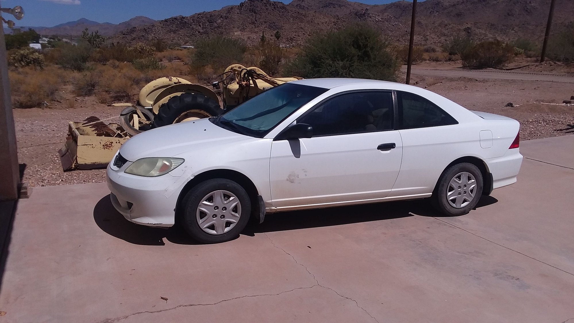 2004 Honda Civic - 2004 civic Mechanic Special - Used - VIN 1HGEM22354L075666 - 237,179 Miles - 4 cyl - 2WD - Automatic - Coupe - White - Kingman, AZ 86409, United States