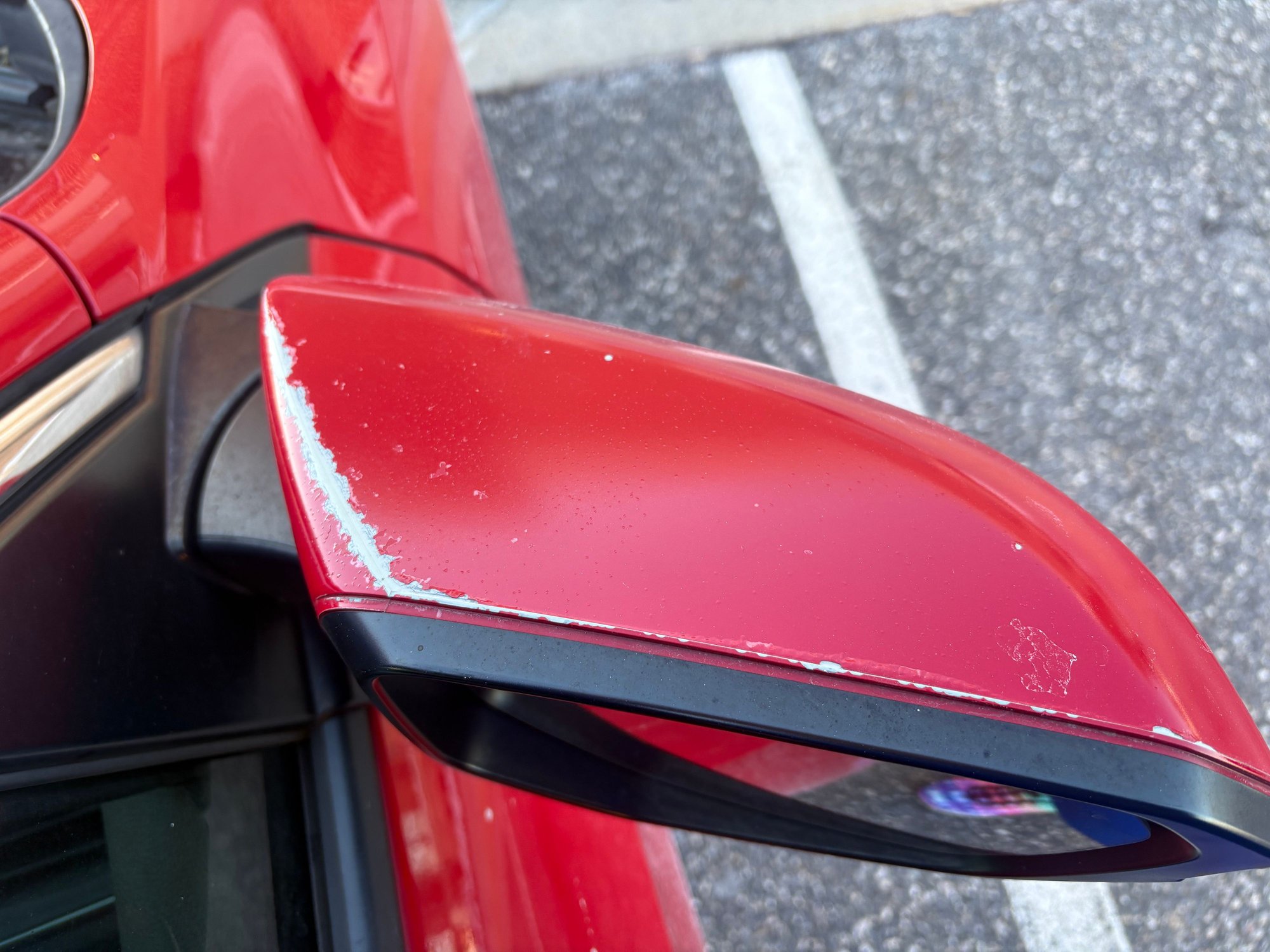 2020 Civic HB I have to get it looked at by a paint person at a dealership. There�s no good reason for me to still be paying this car while it�s peeling! My mom had a truck for 18 years and it never chipped or peeled. 