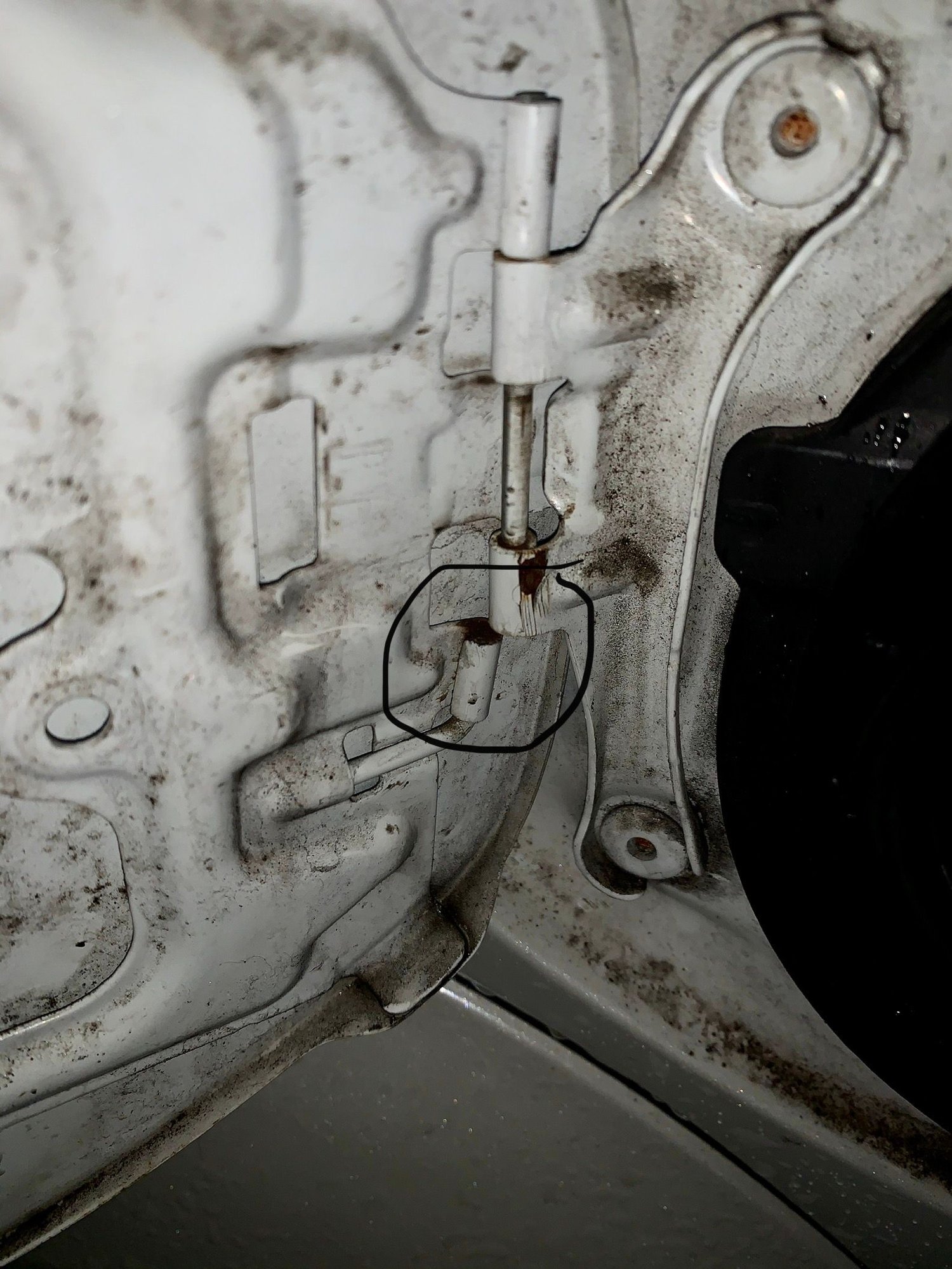 Help! Gas door won't open and running out of gas! ClubLexus Lexus