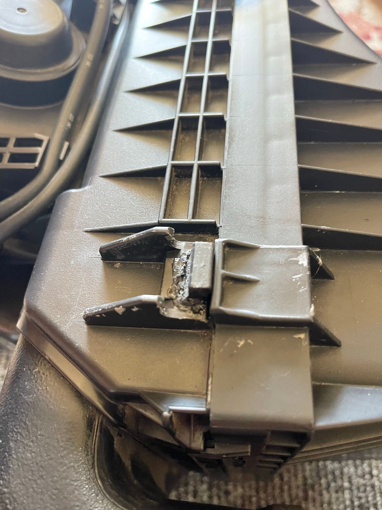 Engine - Intake/Fuel - Lexus ISF OEM Intake - Used - 2008 to 2014 Lexus IS F - Hope Mills, NC 28348, United States