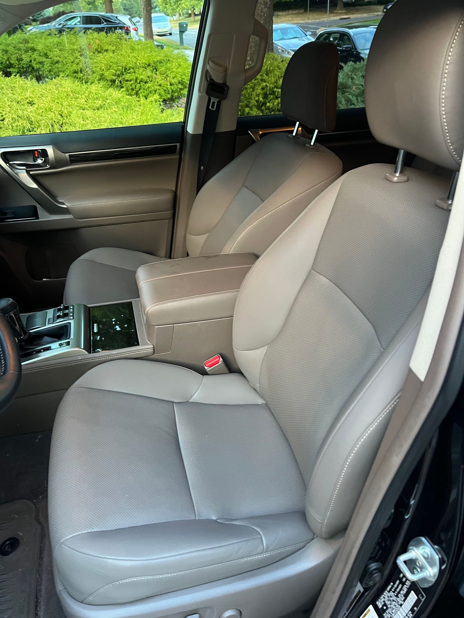 2018 Lexus GX460 - 2018 Lexus GX460 - Nightfall Blue on Sepia - 20K Miles / One Owner / No Accidents - Used - VIN JTJBM7FX3J5206280 - 20,150 Miles - 8 cyl - 4WD - Automatic - SUV - Blue - East Brunswick, NJ 08816, United States