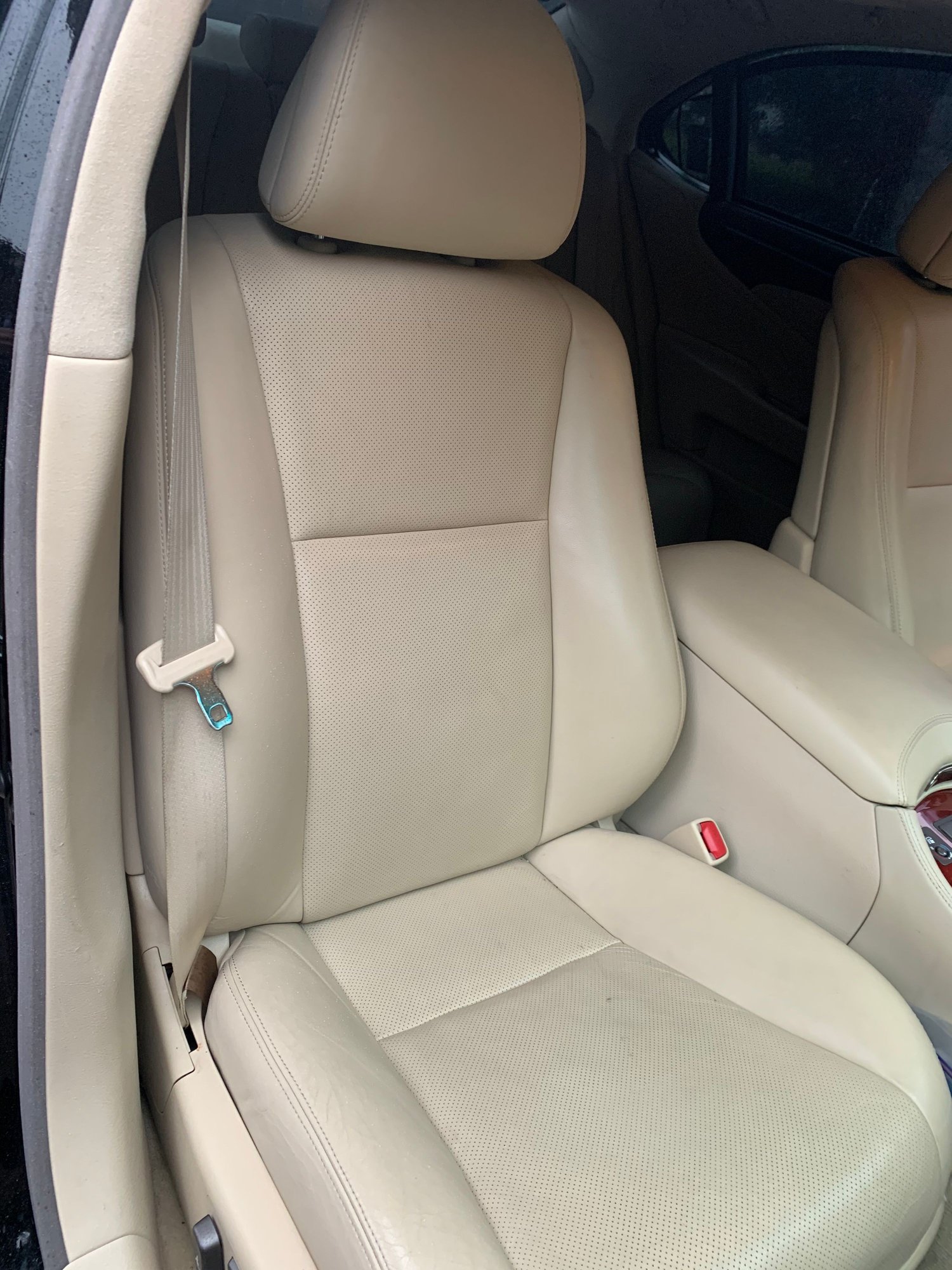2011 Lexus LS460 - 2011 LS460L for sale - Used - VIN JTHGL5EF7B5042637 - 140 Miles - 8 cyl - 2WD - Automatic - Sedan - Black - Saint Johns, FL 32259, United States